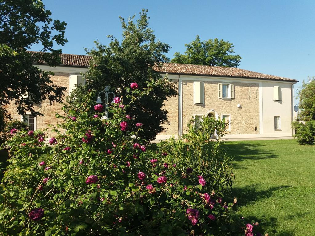 Relais Villa Roncuzzi Russi Exteriör bild